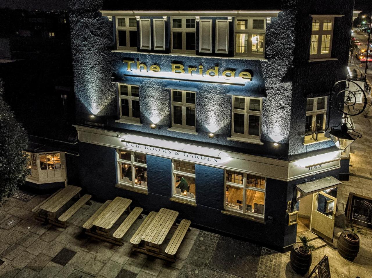 The Bridge Pub & Rooms London Exterior photo